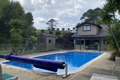 Photo of property in 343 Whitehills Road, Waitoki, 0994