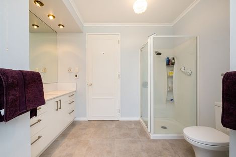 Photo of property in 6 Randall Place, Hospital Hill, Napier, 4110