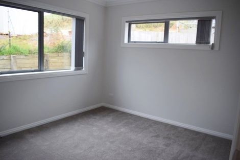 Photo of property in 50 Colliston Rise, Pinehill, Auckland, 0632