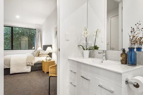 Photo of property in 14 Fordham Street, Beach Haven, Auckland, 0626