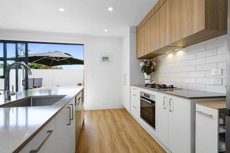 Photo of property in 2/102 Swayne Road, Cambridge, 3434