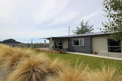 Photo of property in 14 Rhoboro Road, Twizel, 7901