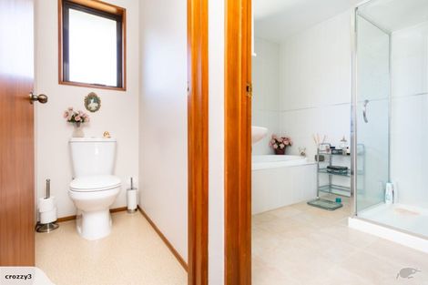 Photo of property in 29 Regency Crescent, Redwood, Christchurch, 8051