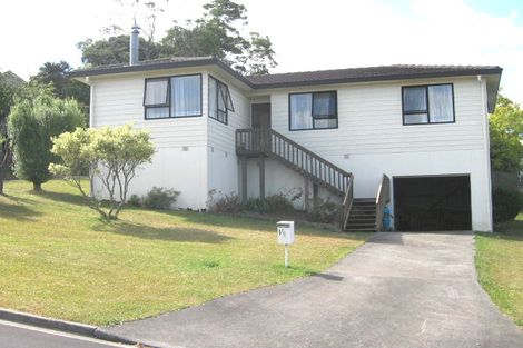 Photo of property in 2/8 Valecrest Place, Bayview, Auckland, 0629
