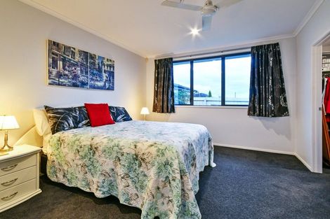 Photo of property in 100 Helenslee Road, Pokeno, 2472