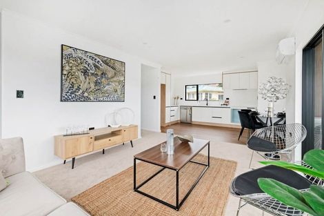 Photo of property in 1/25 Griffen Park Road, Mount Roskill, Auckland, 1041