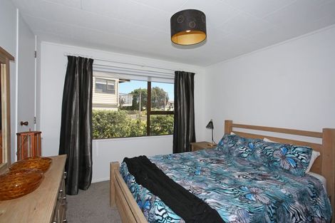 Photo of property in 22 Cordyline Road, Port Waikato, Tuakau, 2695