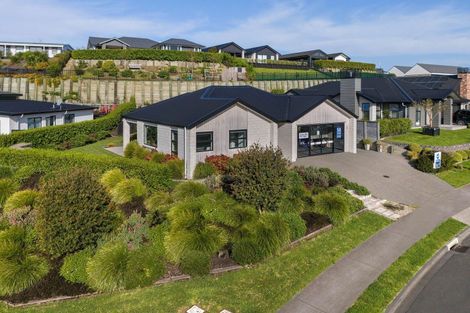 Photo of property in 1 Ridge Drive, Omokoroa, 3114