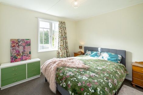 Photo of property in 22 Brandon Street, Featherston, 5710