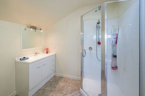 Photo of property in 38 Monarch Place, Paraparaumu Beach, Paraparaumu, 5032