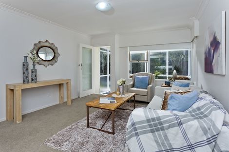 Photo of property in 2/22 Gordon Avenue, Milford, Auckland, 0620