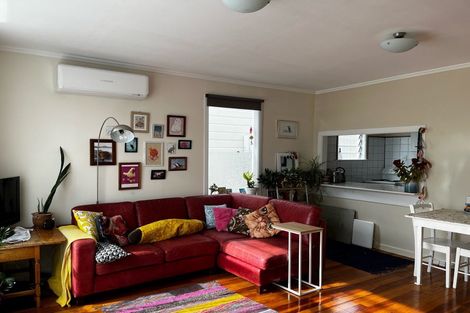 Photo of property in 3/51 Austin Street, Mount Victoria, Wellington, 6011