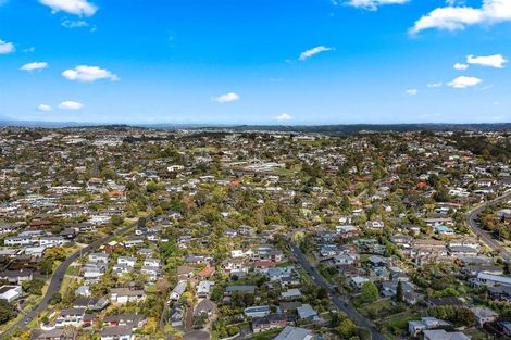 Photo of property in 14 Hythe Terrace, Mairangi Bay, Auckland, 0630