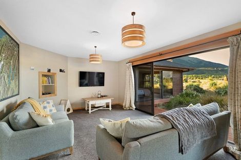 Photo of property in 22 Grayburn Lane, Albert Town, Wanaka, 9382