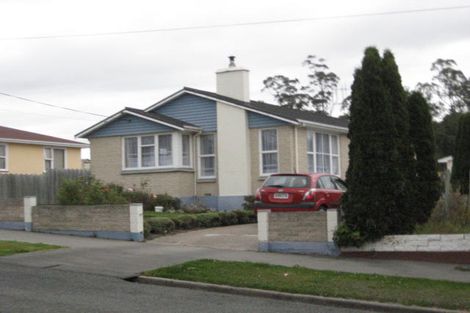 Photo of property in 43 Arrow Crescent, Holmes Hill, Oamaru, 9401