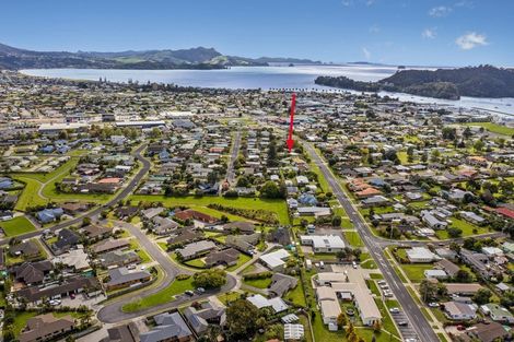 Photo of property in 20 Cook Drive, Whitianga, 3510