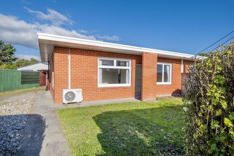 Photo of property in 6 Te Rauparaha Street, Otaki, 5512