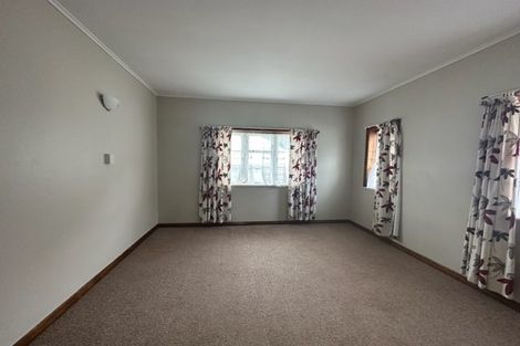 Photo of property in 69 Bell Road, Waiwhetu, Lower Hutt, 5010