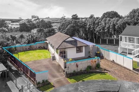 Photo of property in 13 Kopu Place, Clendon Park, Auckland, 2103