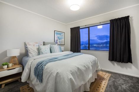 Photo of property in 8 Finn Place, Titahi Bay, Porirua, 5022