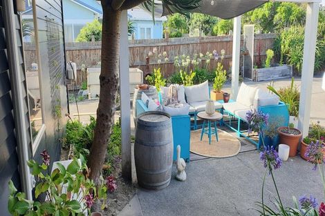 Photo of property in 23 Clifton Road, Haumoana, 4102