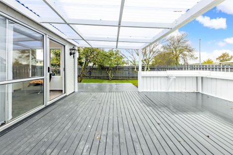 Photo of property in 3/4 Gibbs Road, Manurewa, Auckland, 2102