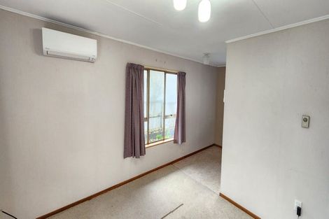 Photo of property in 97 Govett Avenue, Frankleigh Park, New Plymouth, 4310