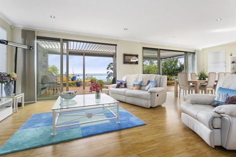 Photo of property in 72 Ardern Avenue, Stanmore Bay, Whangaparaoa, 0932