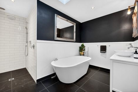 Photo of property in 2/41 Hastings Road, Mairangi Bay, Auckland, 0630