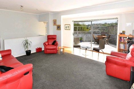 Photo of property in 38 Alexander Avenue, Torbay, Auckland, 0630