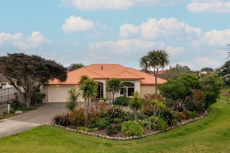 Photo of property in 29 Avion Terrace, Raumati Beach, Paraparaumu, 5032