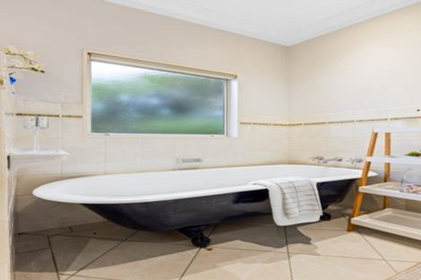 Photo of property in 247 Paremoremo Road, Lucas Heights, Auckland, 0632