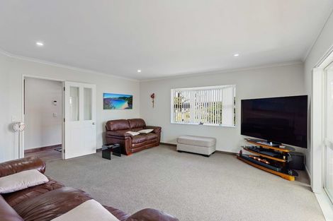 Photo of property in 3 Te Ropata Place, Waikanae Beach, Waikanae, 5036