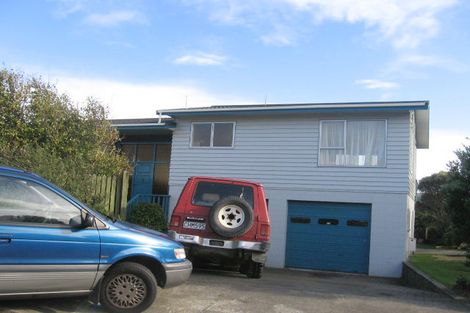 Photo of property in 5 Thurso Grove, Papakowhai, Porirua, 5024