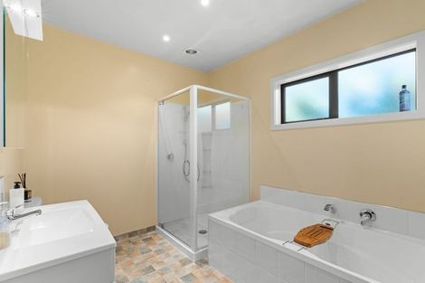 Photo of property in 84 Idris Road, Fendalton, Christchurch, 8052