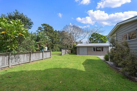 Photo of property in 38 Albany Road, One Tree Point, 0118