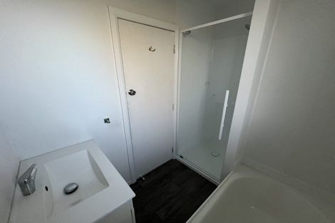 Photo of property in 1 Dampier Avenue, Awapuni, Palmerston North, 4412