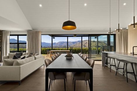 Photo of property in Kawarau Heights, 15 Kawarau Heights Boulevard, Lake Hayes, Queenstown, 9304