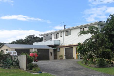 Photo of property in 46 Roretana Drive, Athenree, Katikati, 3177