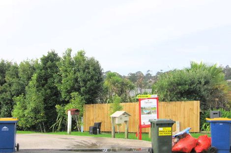 Photo of property in 13 Olwyn Place, Greenhithe, Auckland, 0632