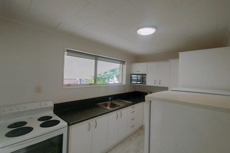 Photo of property in 13 Saint Ronans Avenue, Waterloo, Lower Hutt, 5011