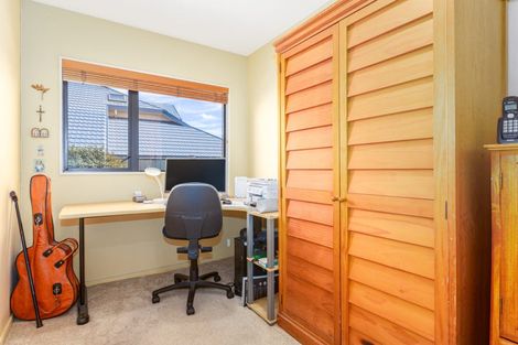 Photo of property in 20 The Masthead, Whitby, Porirua, 5024