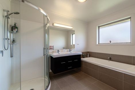 Photo of property in 65 Oteramika Road, Rockdale, Invercargill, 9812