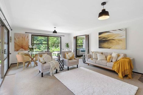 Photo of property in 49a Advene Road, Cockle Bay, Auckland, 2014