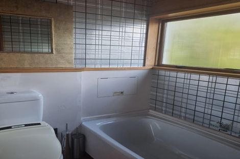 Photo of property in 102 Beachville Road, Redcliffs, Christchurch, 8081