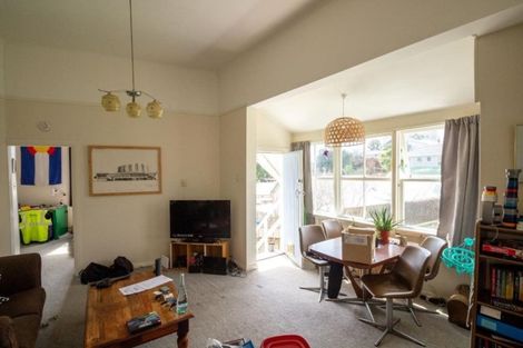 Photo of property in 23 Nairn Street, Mount Cook, Wellington, 6011