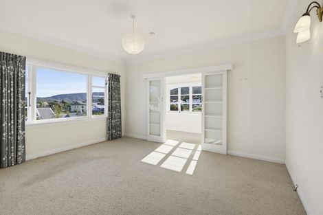 Photo of property in 19 Agra Crescent, Khandallah, Wellington, 6035