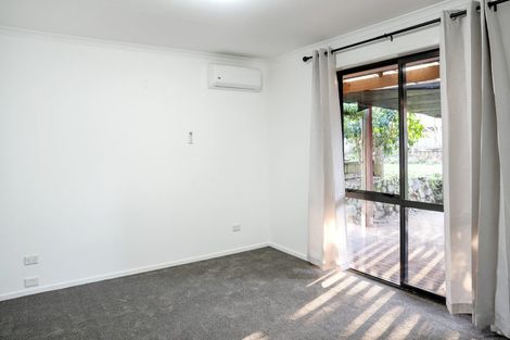 Photo of property in 109 Farnborough Drive, Grandview Heights, Hamilton, 3200