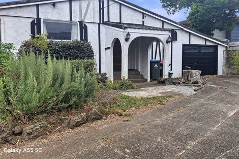 Photo of property in 86 Commissariat Road, Mount Wellington, Auckland, 1060