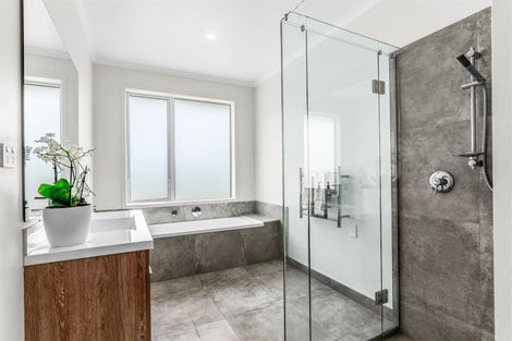 Photo of property in 157 Robert Hastie Drive, Mangawhai, 0573